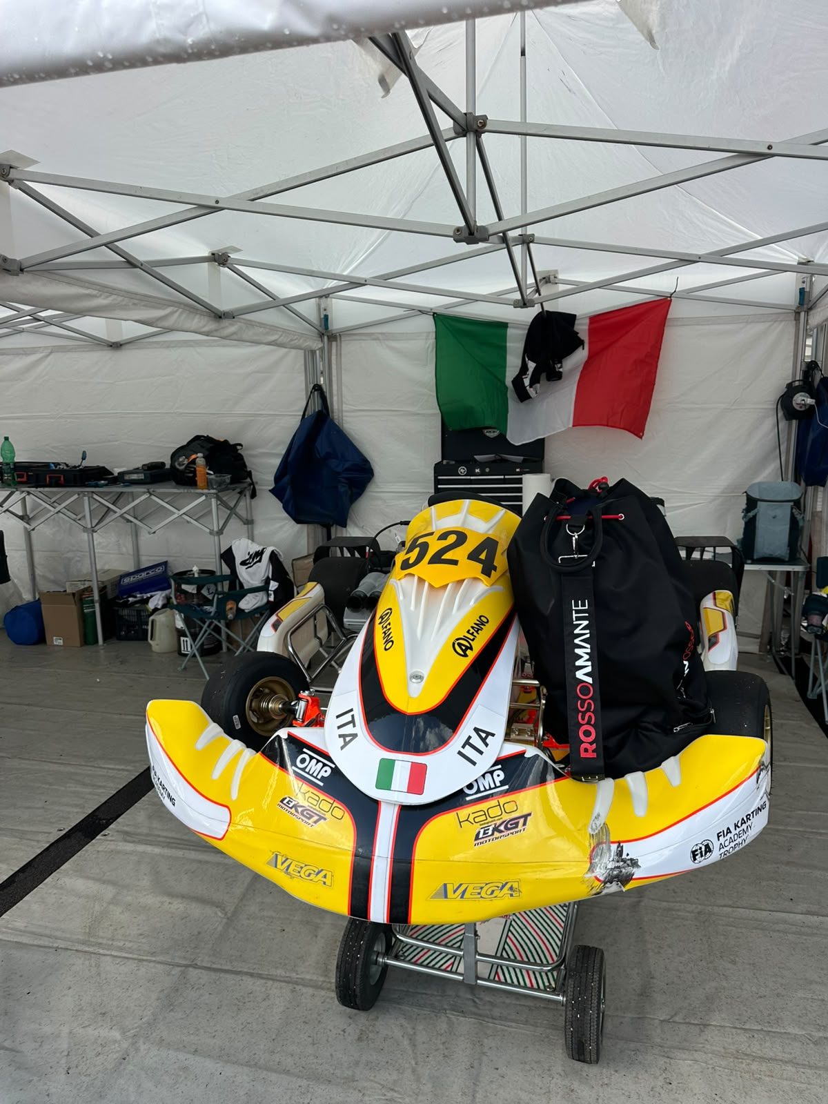 Il kart sotto la tenda